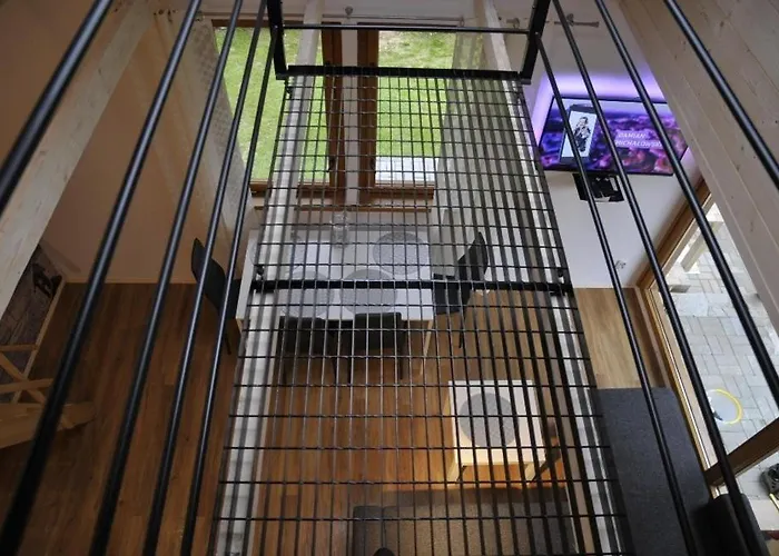 Na Szlaku Rysianka Beskidy Horská chata Zlatna